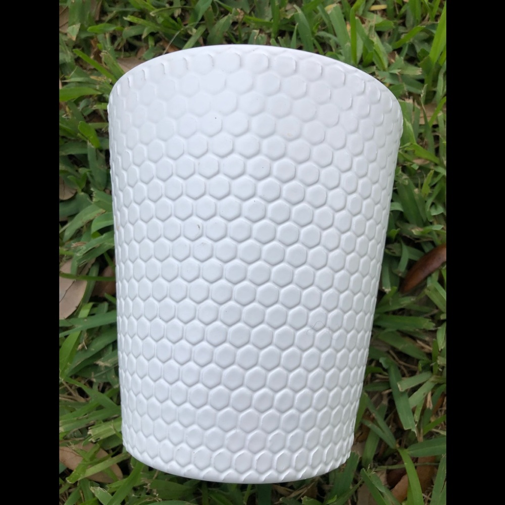 Honeycomb planter 6” tall